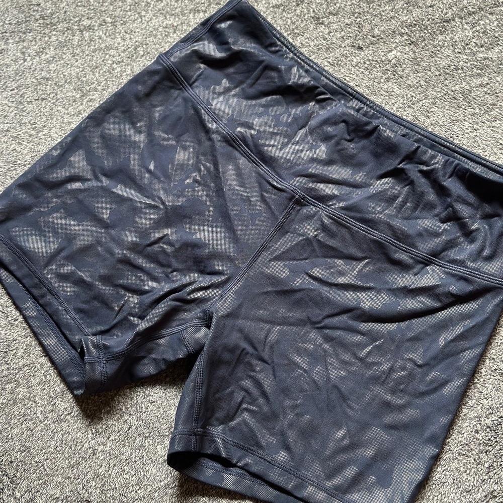 HI FINEST Navy Camo shorts
